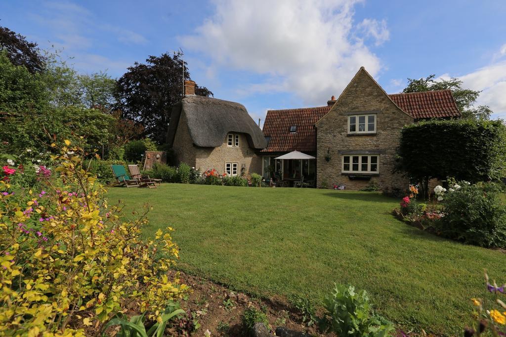 Thatch Cottage Lacock Eksteriør bilde